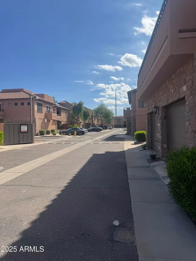 20660 N 40th St Phoenix, AZ 85050 photo 5
