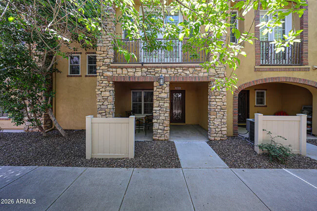 2434 E Roma Ave Phoenix, AZ 85016 photo 3