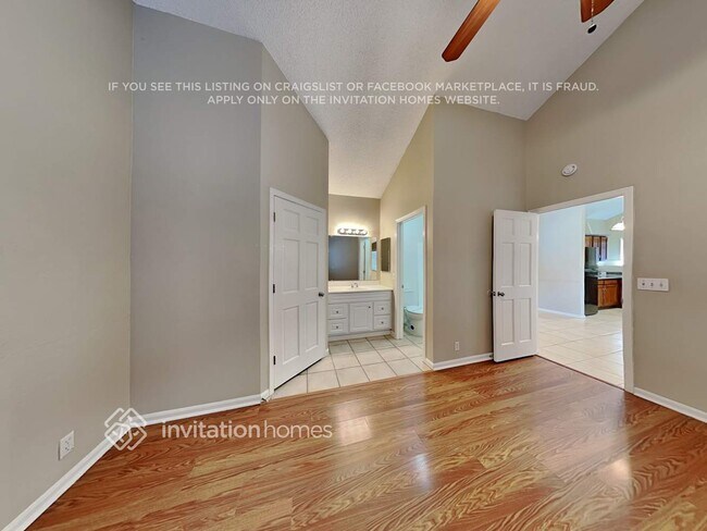 11324 N 81st Dr Peoria, AZ 85345 photo 5