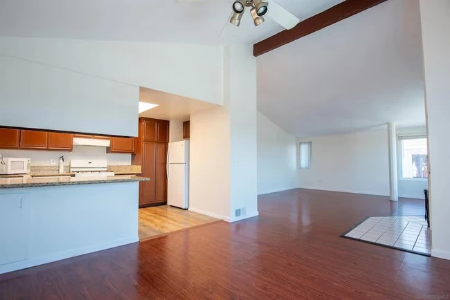 1319 Grand Ave Spring Valley, CA 91977 photo 5