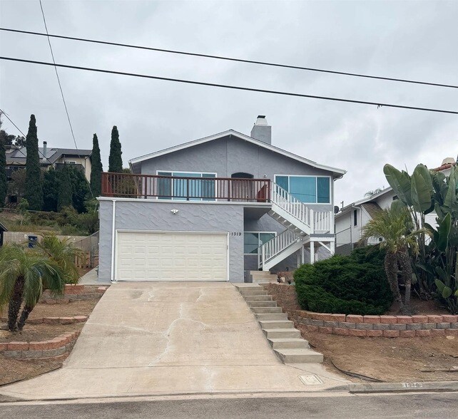1319 Grand Ave Spring Valley, CA 91977