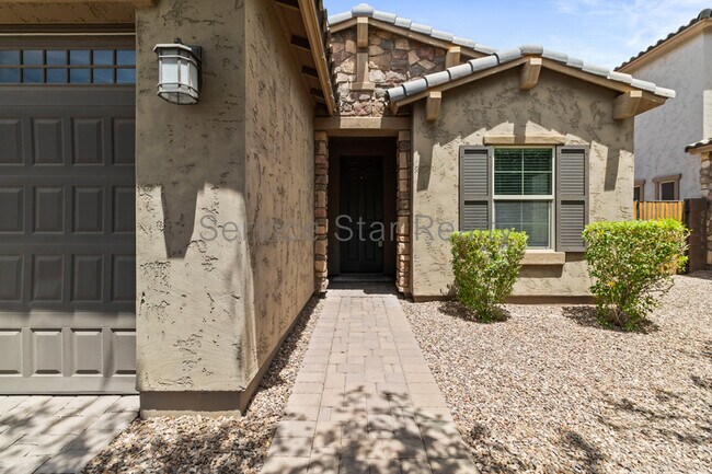 3290 E Wisteria Pl Chandler, AZ 85286 photo 3