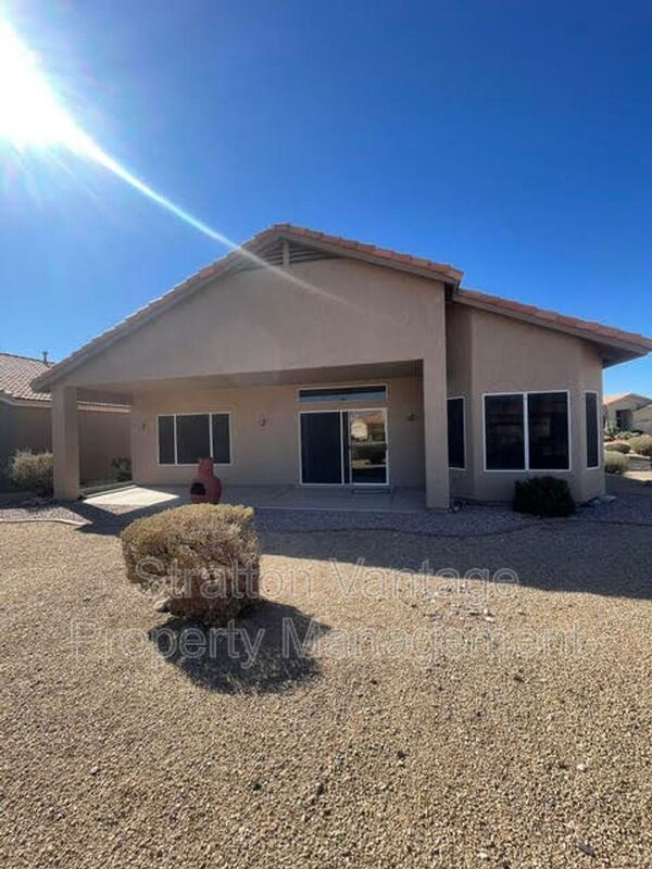 19935 N 91st Ln Peoria, AZ 85382 photo 2