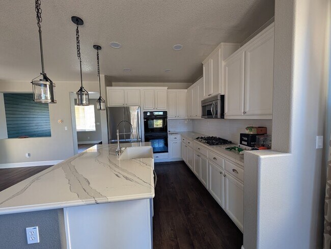 208 Yellow Rose Cir Oakley, CA 94561 photo 5