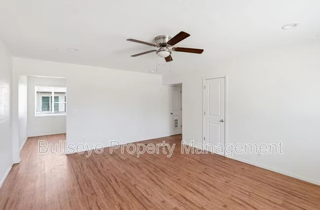 5645 S 6th St Phoenix, AZ 85040 photo 5