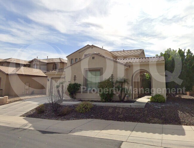 6921 W Dale Ln Peoria, AZ 85383 photo 3