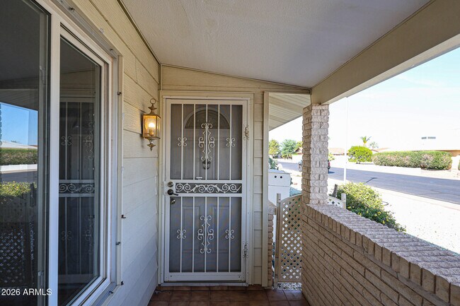 19610 N Lakeforest Dr photo 3