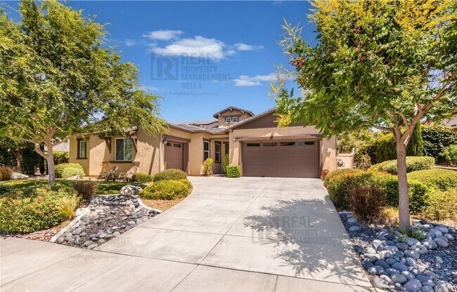 32176 Golden Eye Dr Winchester, CA 92596 photo 2