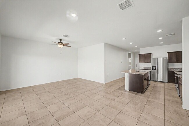 24542 W Raymond St Buckeye, AZ 85326 photo 5