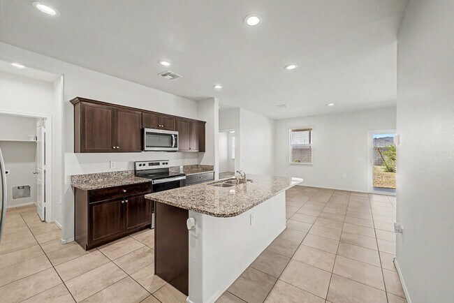 24542 W Raymond St Buckeye, AZ 85326 photo 4