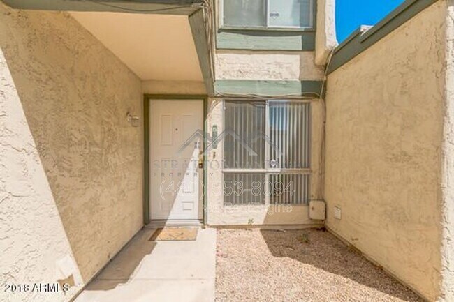 5180 W Olive Ave Glendale, AZ 85302 photo 2