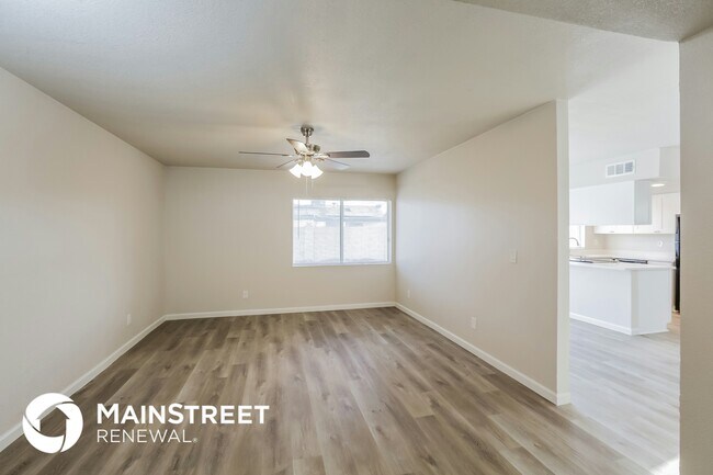 3522 W Malapai Dr Phoenix, AZ 85051 photo 3