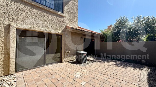 7933 E Pepper Tree Ln Scottsdale, AZ 85250 photo 5