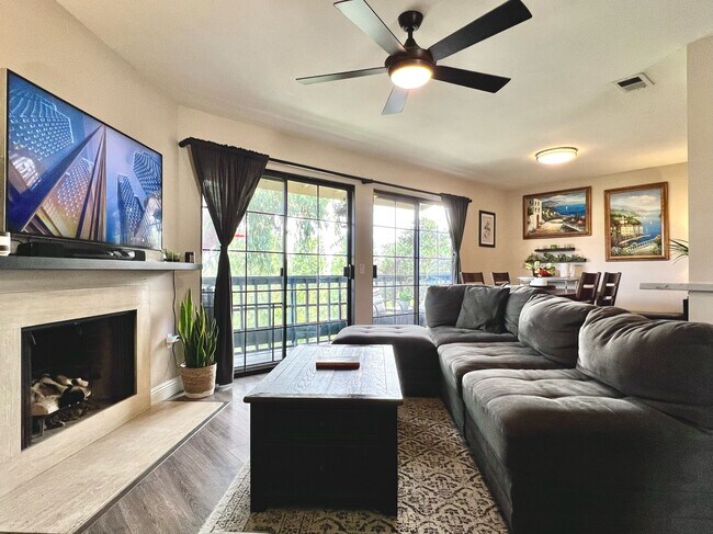 7027 Camino Pacheco San Diego, CA 92111 photo 4