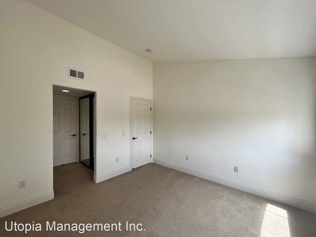 3975 Nobel Dr San Diego, CA 92122 photo 4