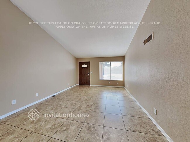 17842 N 31st St Phoenix, AZ 85032 photo 3
