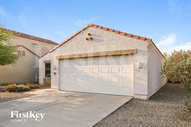 3141 W Sunland Ave Phoenix, AZ 85041 photo 2