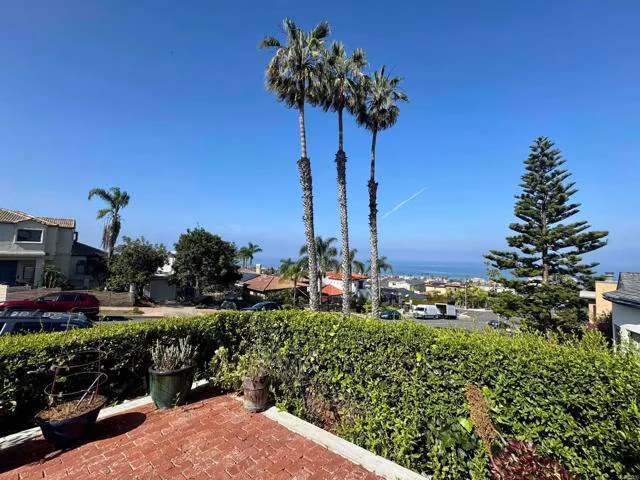 4452 Orchard Ave San Diego, CA 92107 photo 4