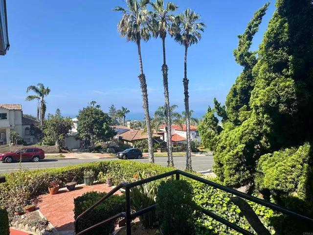 4452 Orchard Ave San Diego, CA 92107 photo 5
