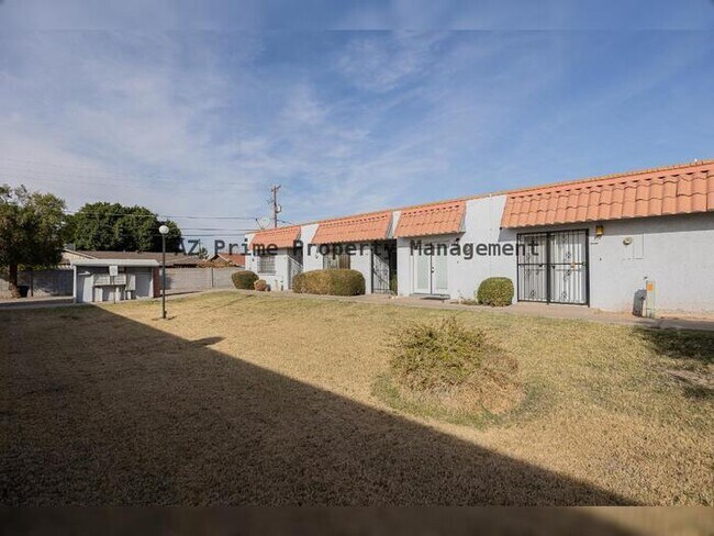 6816 N 35th Ave Phoenix, AZ 85017 photo 3