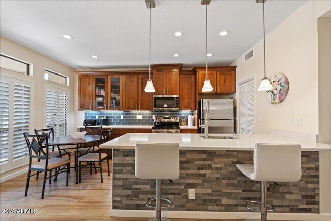 9707 E Mountain View Rd Scottsdale, AZ 85258 photo 4