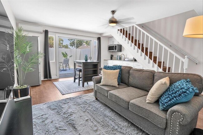 3784 Nectarine Cir Oceanside, CA 92058 photo 2