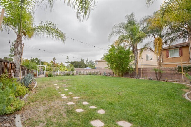 26178 Jaylene St Murrieta, CA 92563 photo 3