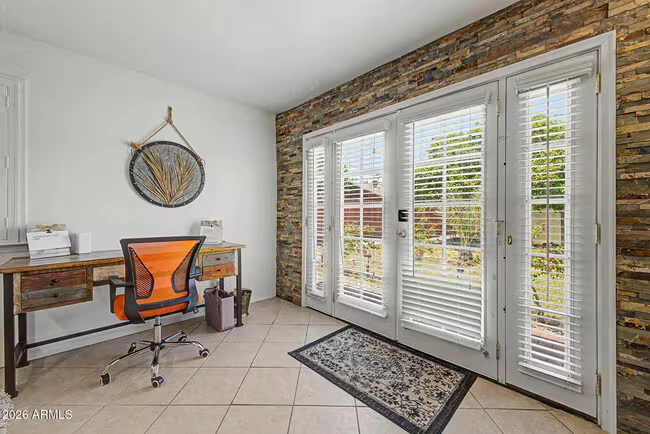 1221 E Mescal St Phoenix, AZ 85020 photo 3
