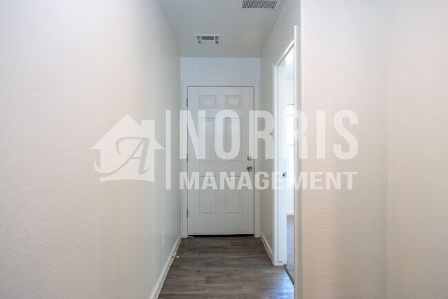 14282 S Vera Cruz Rd Arizona City, AZ 85123 photo 4