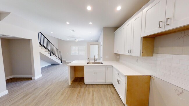 5032 Catoctin Dr San Diego, CA 92115 photo 5