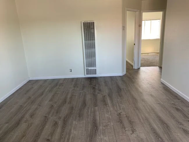 1914 Clayton Way Concord, CA 94519 photo 4