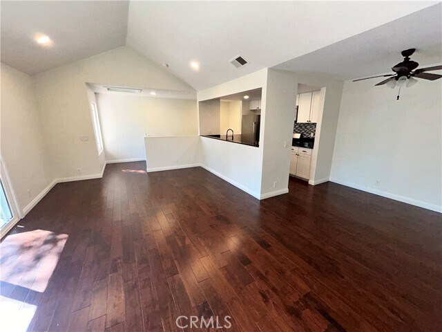 359 Windy Ln Vista, CA 92083 photo 4