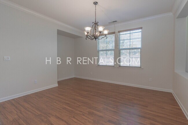 521 S Altura Ct photo 5