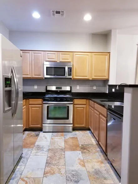 7410 W Darrel Rd Phoenix, AZ 85339 photo 3