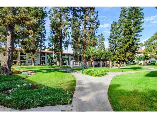 10737 San Diego Mission Rd San Diego, CA 92108