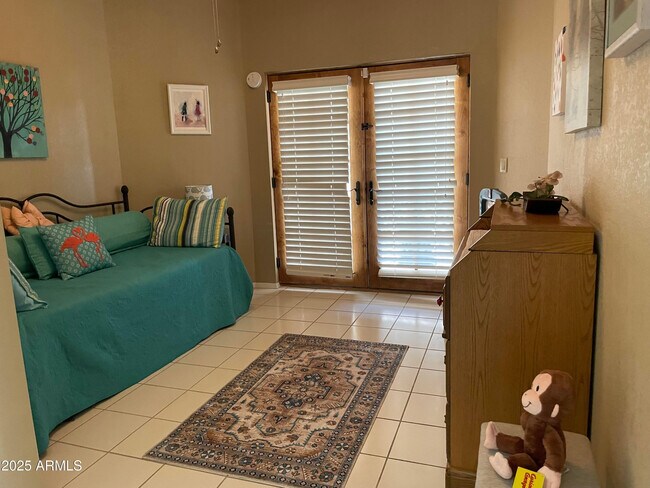 5521 E Paradise Dr Scottsdale, AZ 85254 photo 5