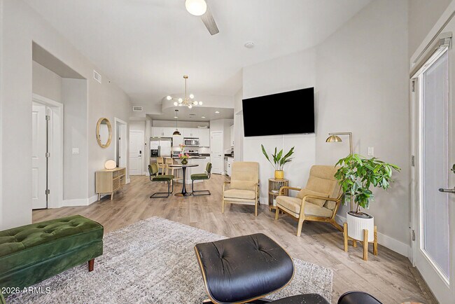 945 E Playa Del Norte Dr Tempe, AZ 85288 photo 3