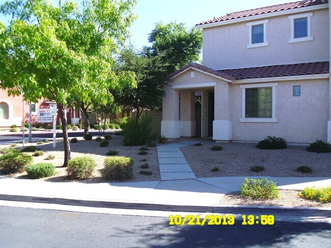 903 E Stottler Dr Gilbert, AZ 85296 photo 3