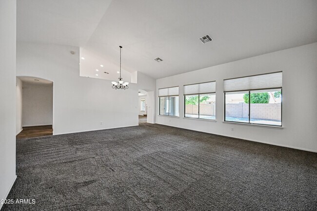 4463 E Downing Cir Mesa, AZ 85205 photo 5