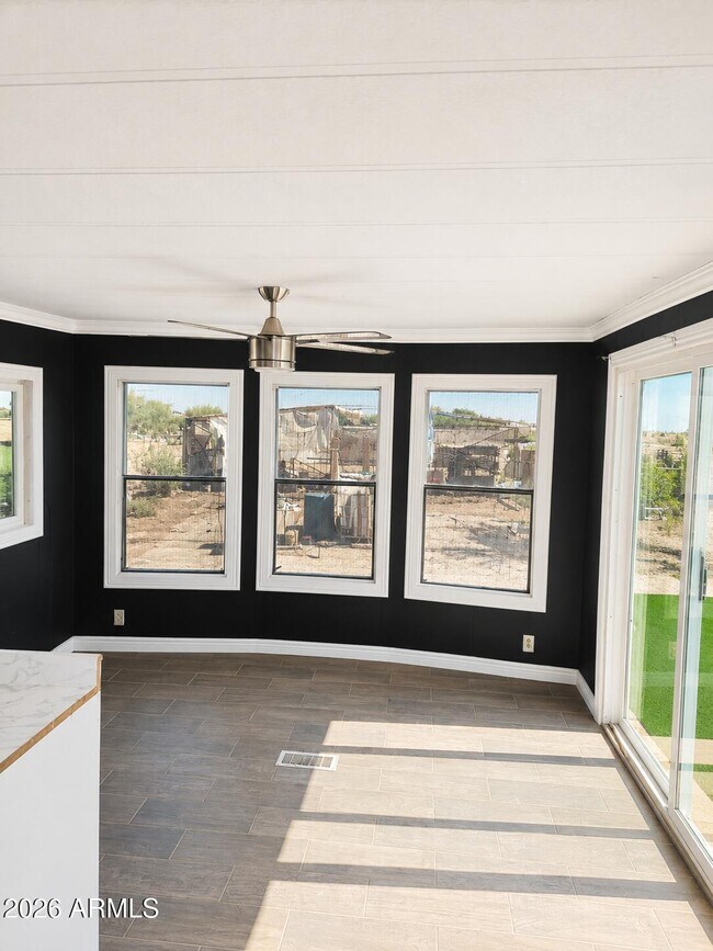 9360 S Hahn St Casa Grande, AZ 85193 photo 3