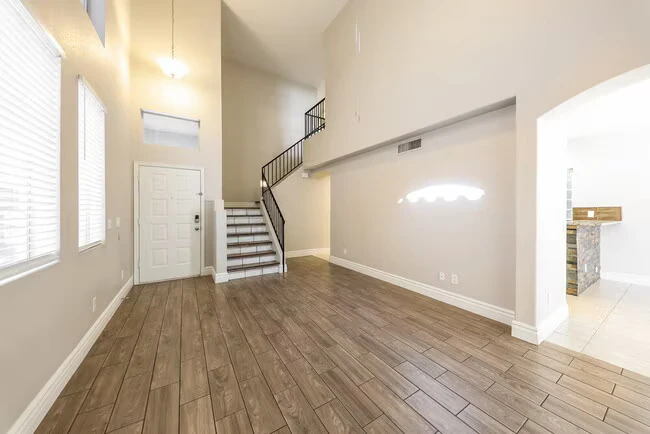 3424 E Rockwood Dr Phoenix, AZ 85050 photo 5