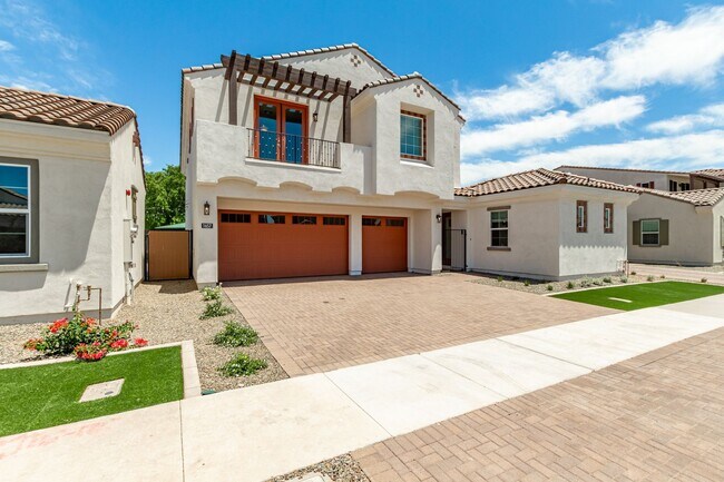 1657 S Sailors Ct Gilbert, AZ 85295 photo 2
