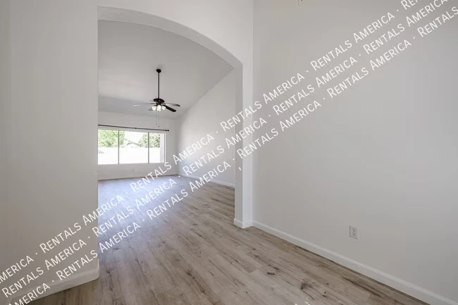 764 E Sheffield Ave Chandler, AZ 85225 photo 4