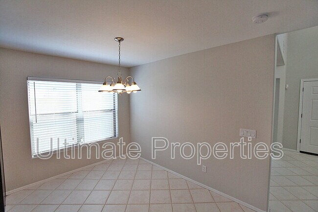 11770 W Apache St Avondale, AZ 85323 photo 4