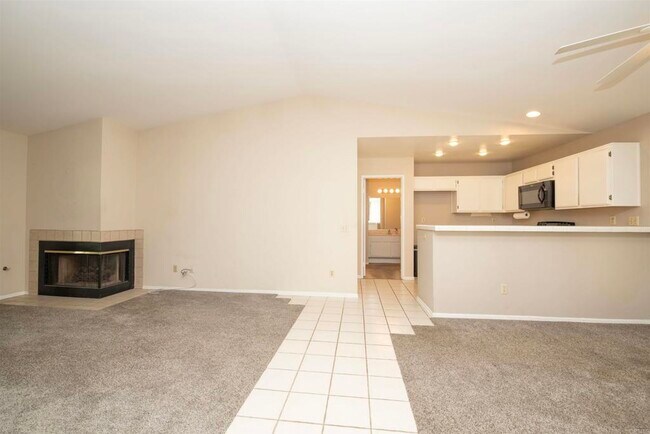 2425 Cranston Dr Escondido, CA 92025 photo 3