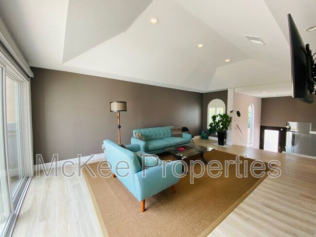 33 Port Royale Rd Coronado, CA 92118 photo 5