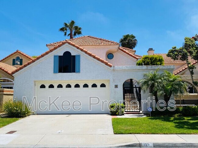33 Port Royale Rd Coronado, CA 92118