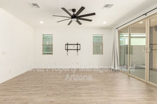9837 E Satellite Dr Mesa, AZ 85212 photo 3