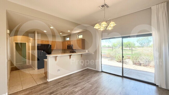7208 S 30th St Phoenix, AZ 85042 photo 5