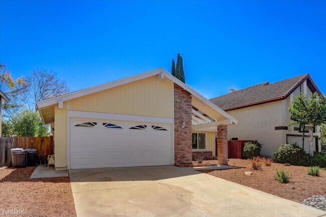 11355 Penanova St San Diego, CA 92129 photo 2